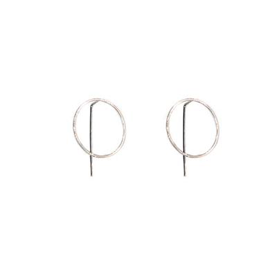 Harper Circle Pull-through Earrings (Silver)